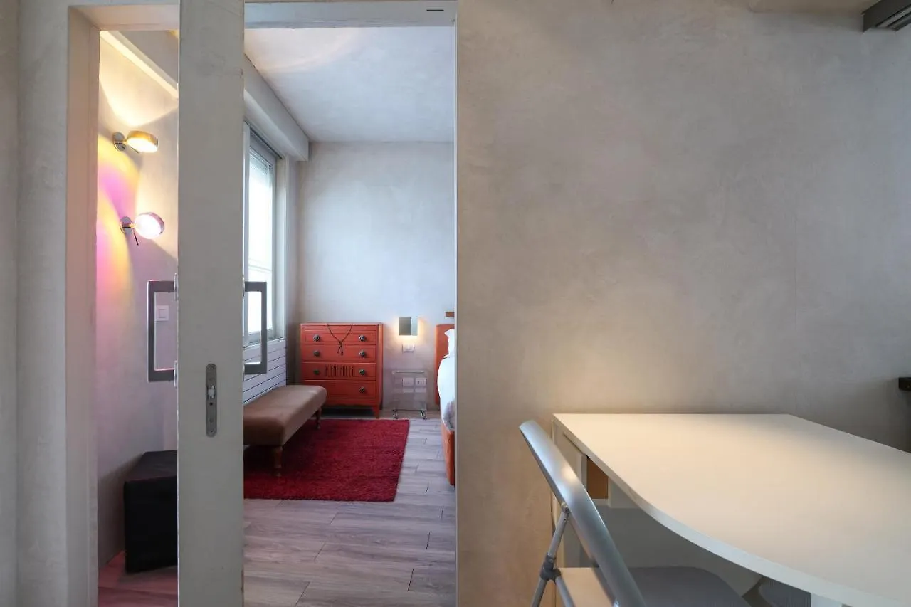 Primopiano - Previati Lägenhet Milano Italien