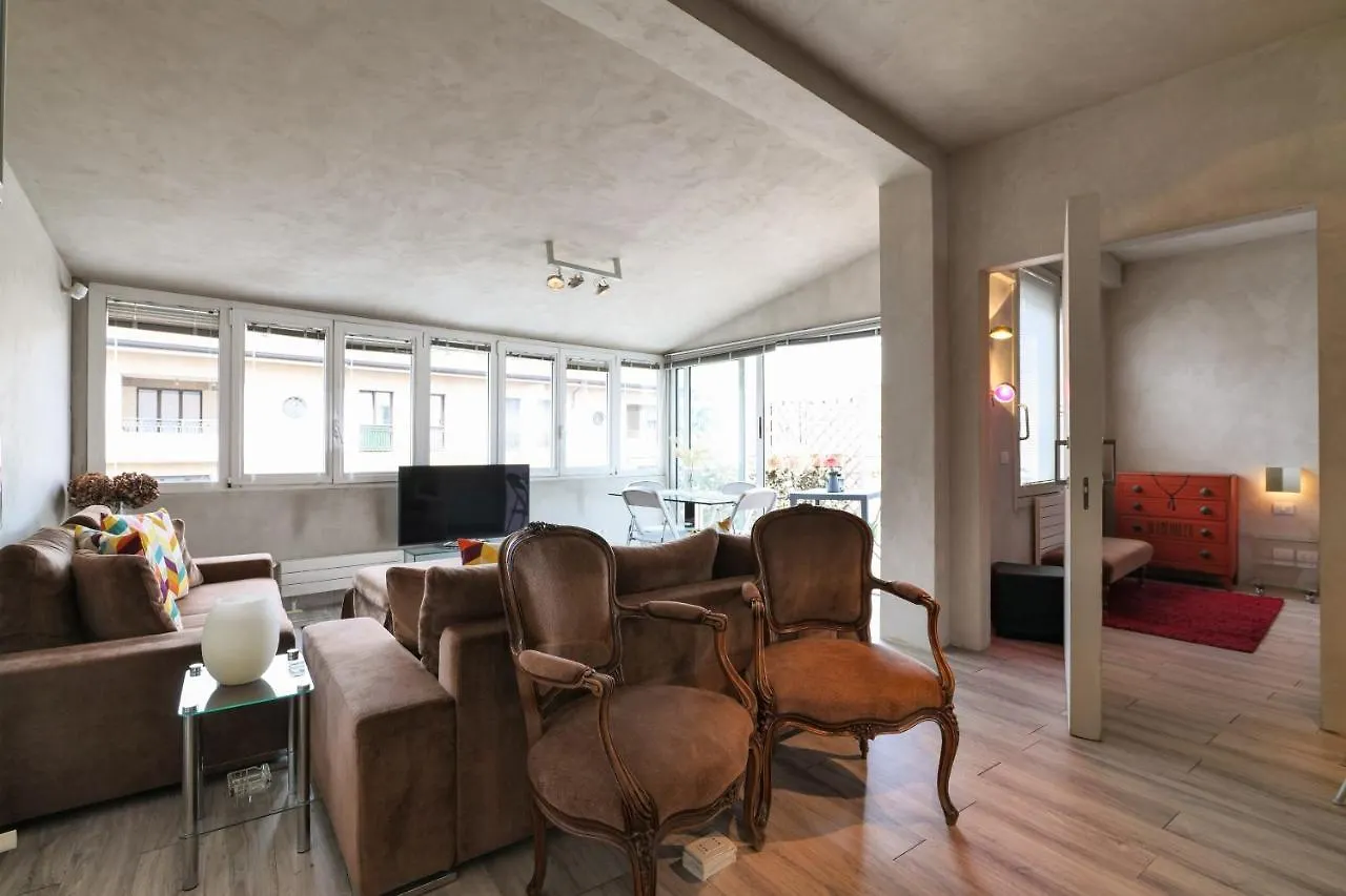 Primopiano - Previati Lägenhet Milano Italien